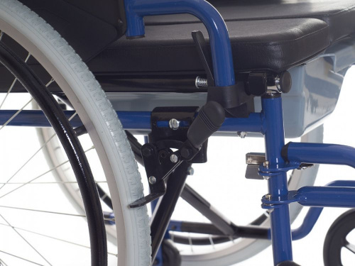 Кресло-коляска с санитарным оснащением Ortonica TU55 UU 48 см фото 14