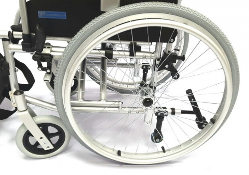 Кресло-коляска Титан LY-710-065A (43см) колеса литые фото 2
