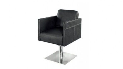 Кресло парикмахерское F-001, чёрный цвет обивки. Основание гидравлика, хромированный квадрат.