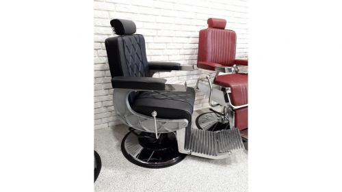 Кресло Мужское парикмахерское Barber F-9139A. Чёрный цвет обивки. Откидная спинка. фото 2