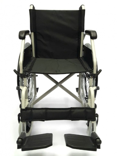 Кресло-коляска Титан LY-250-041 (43см) колеса пневмо фото 6