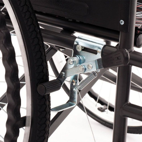 Кресло-коляска механическая MK-300 (46 см) (FS868) пневмо колеса, с тормозами для сопровождающего фото 2