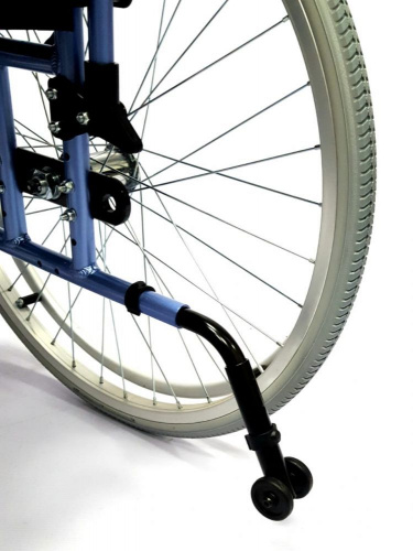 Кресло-коляска Титан LY-710-070 (46см) колеса литые фото 3
