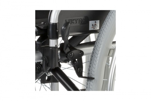 Прокат Кресло-коляска механическая MEYRA 9.050 BUDGET (Standard), пневмо колёса фото 5